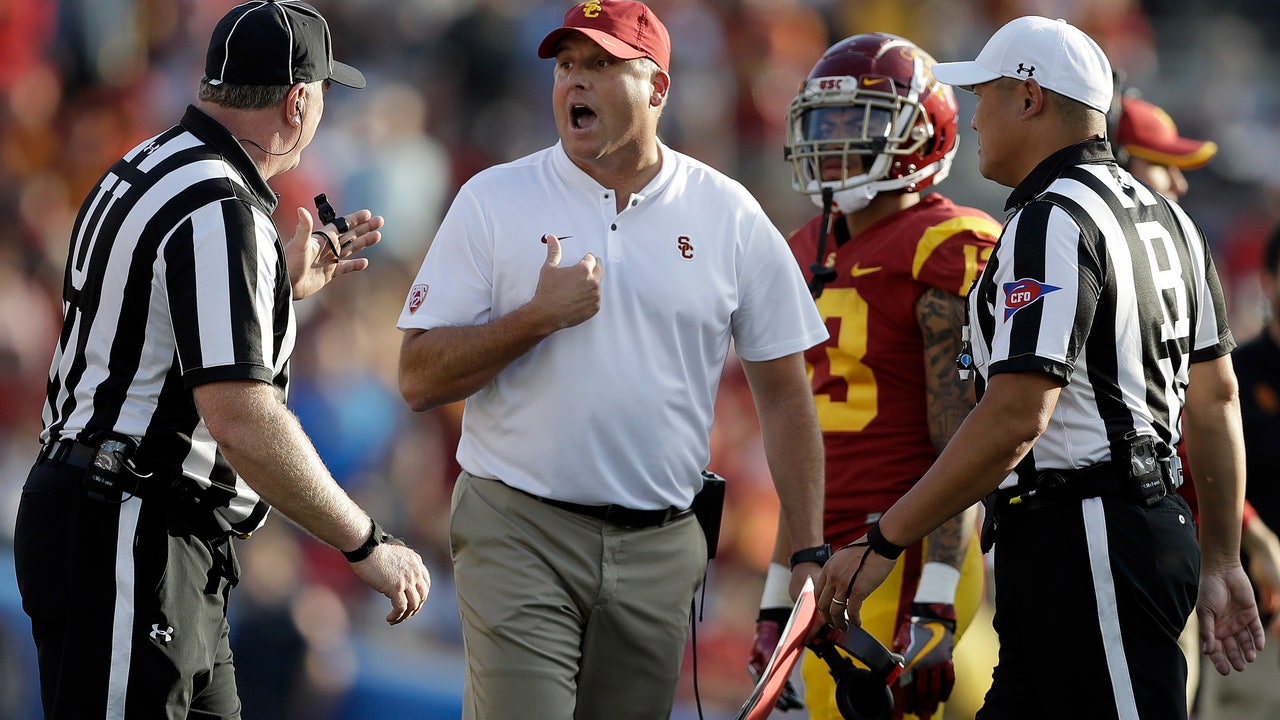 USC's Clay Helton doesn't expect to lose job after UCLA loss